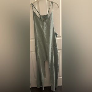 Nick off sleeveless jumpsuit, green